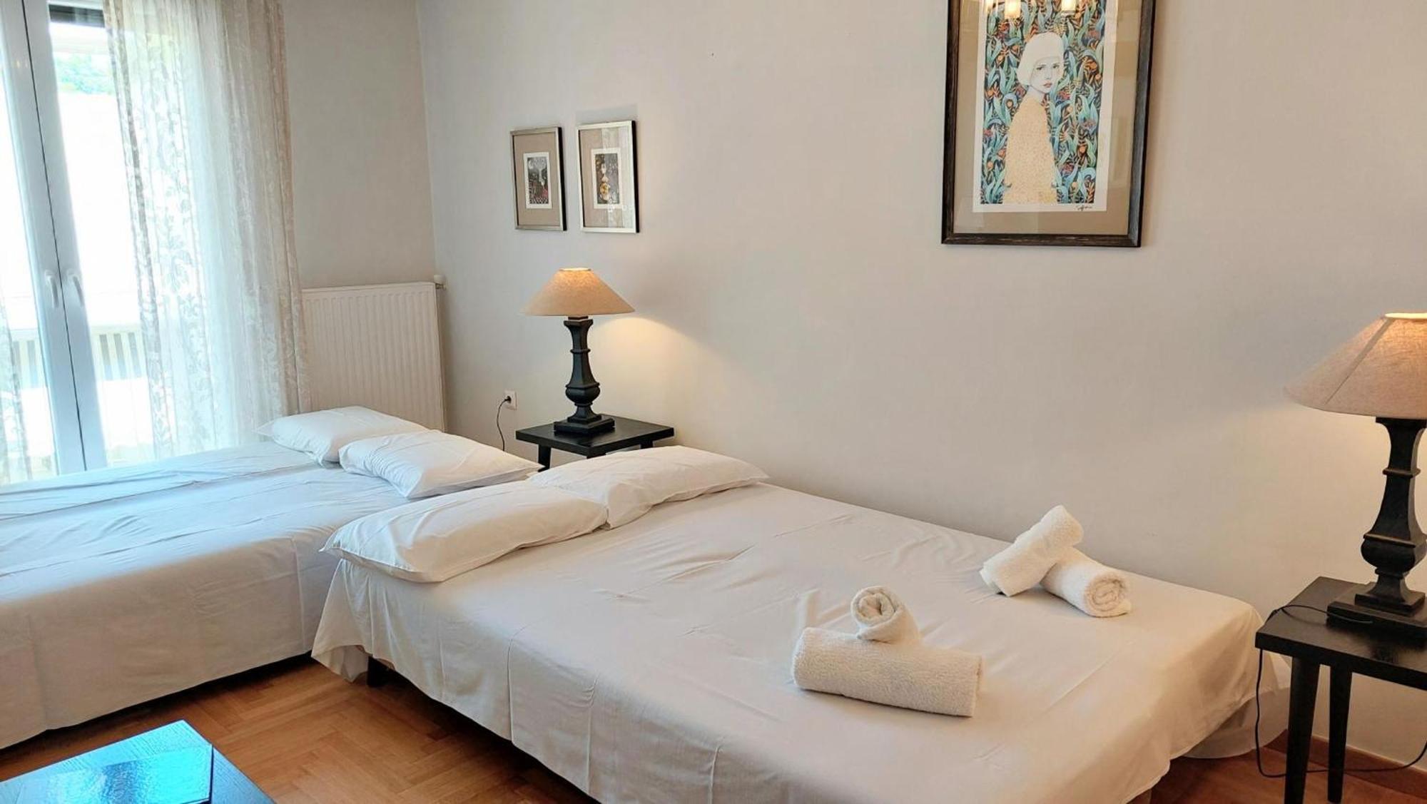 Elegant Apartment In Acropolis Athena Bagian luar foto