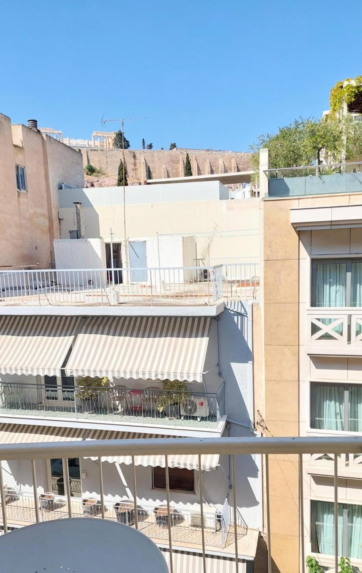 Elegant Apartment In Acropolis Athena Bagian luar foto