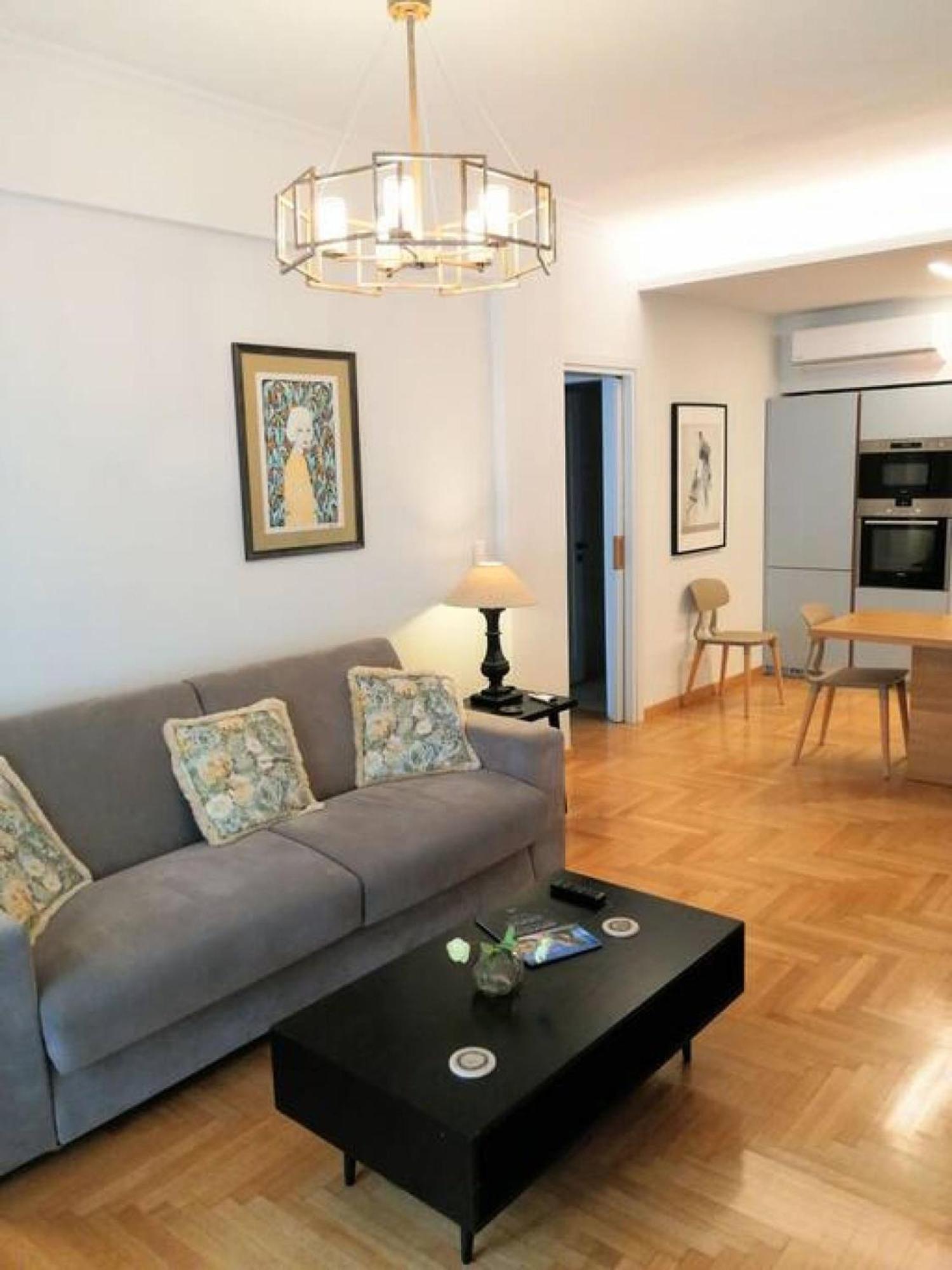 Elegant Apartment In Acropolis Athena Bagian luar foto