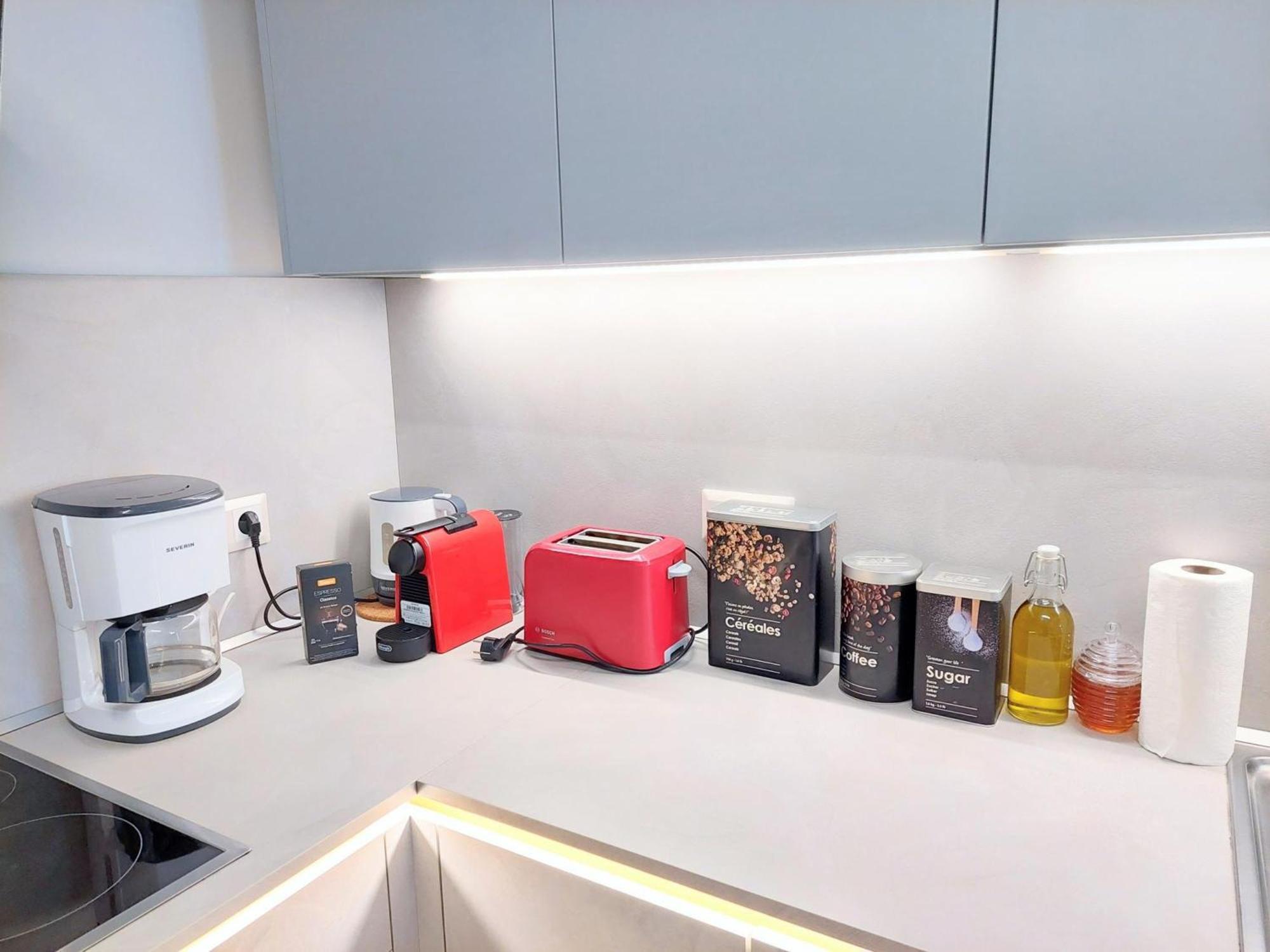 Elegant Apartment In Acropolis Athena Bagian luar foto